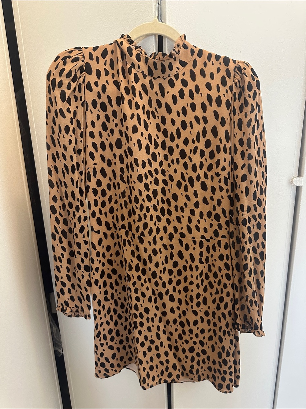 Womens Tan Leopard Print Long Sleeve Blouse